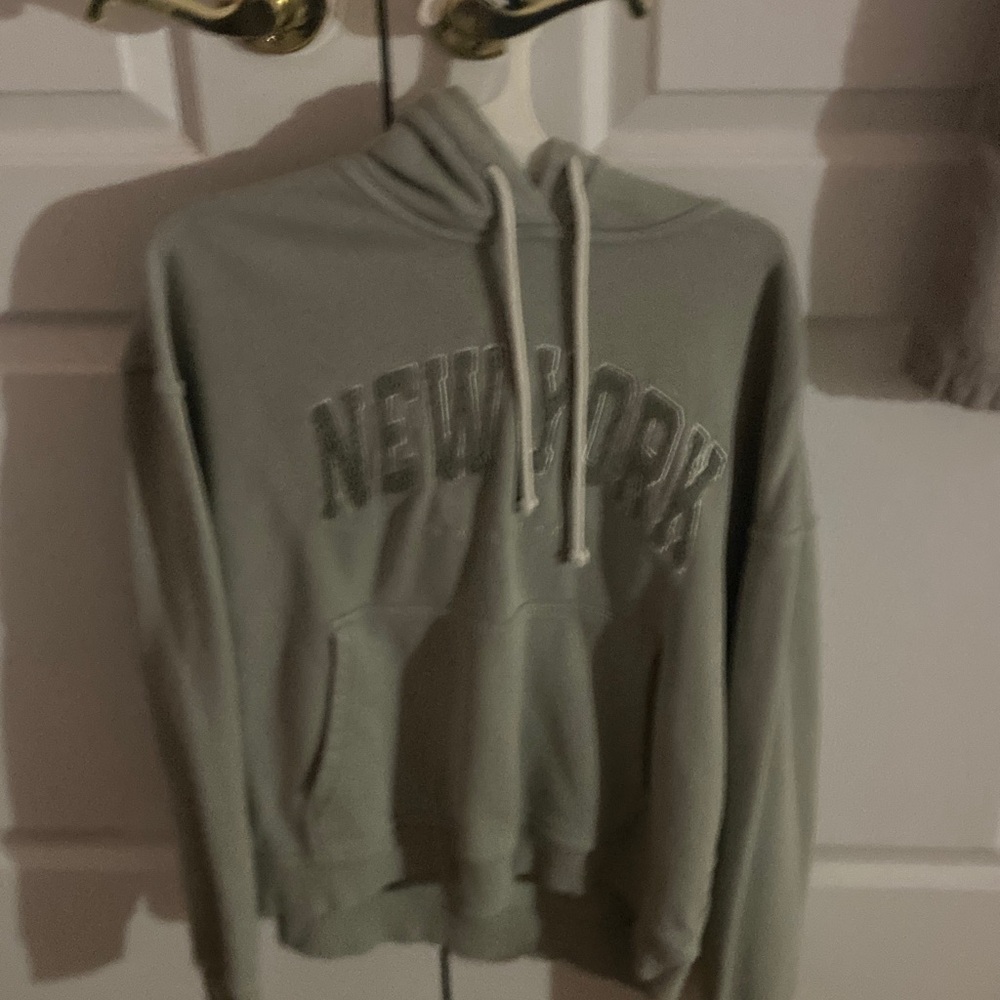 H&M Gray Graphic Hoodie